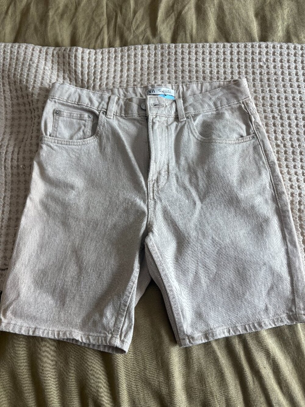 ZARA Men's 1985 Regular Jean Shorts Size USA 40 (around 32 waist) Beige Tan
